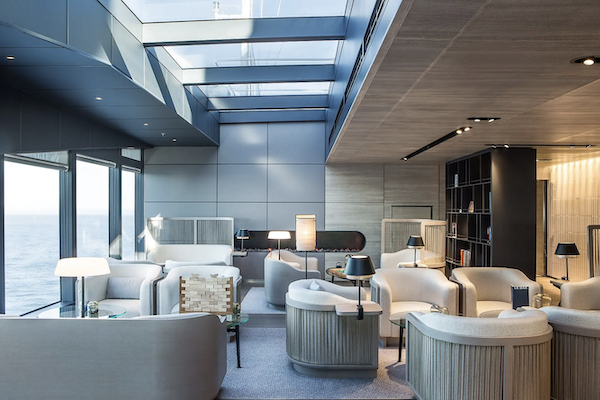 Luxury Antarctic cruise guide - lounge.png