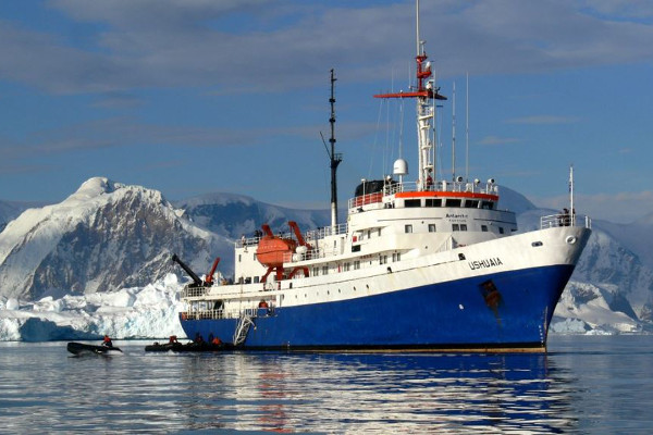 Photo of MV Ushuaia